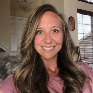 Meet your Posher, Jolynn